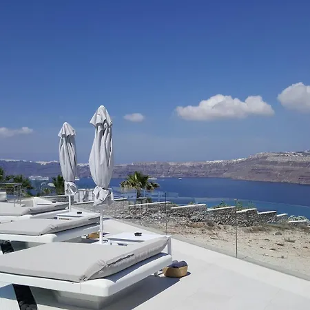 Hotel Elements Of Caldera Akrotírion